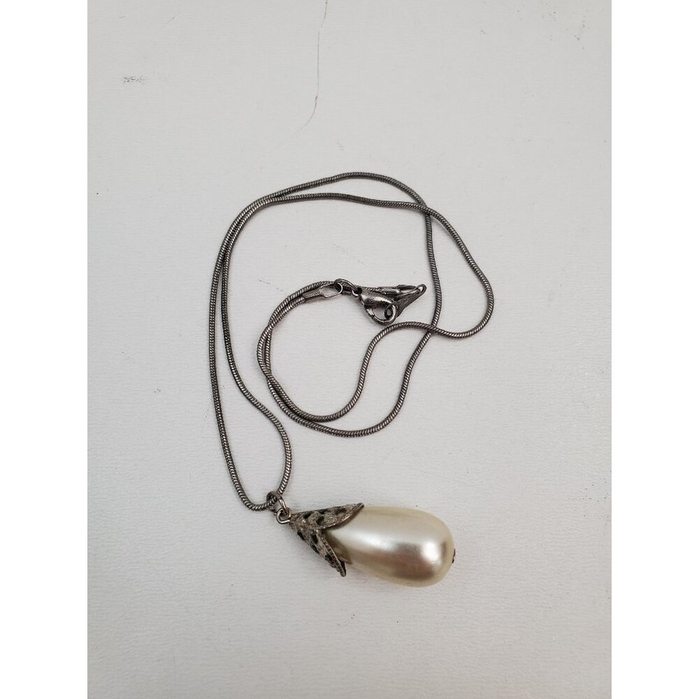 Large teardrop pearl necklace on necklace - Pearl Pendant, Silver tone Pendant,